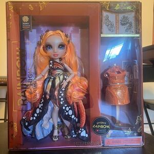 Rainbow High Fantastic Fashion Poppy Rowan